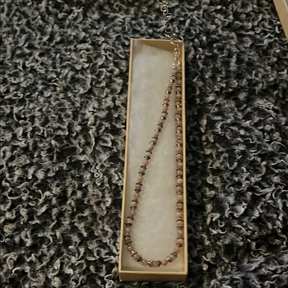 Jewelry - Pink Crystal Bead Necklace